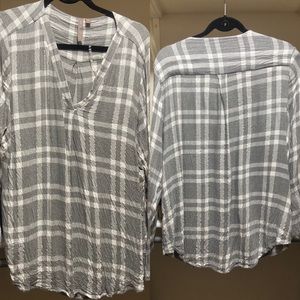 Brina and Em Crannell Rolltab Top